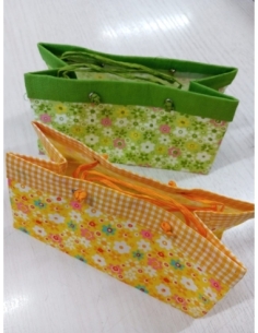 BOLSITAS FLOREADAS 20X10X10 VERDE/AMARILLA