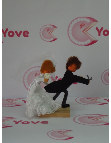 PAREJA NOVIOS ESCAPANDO RF.334