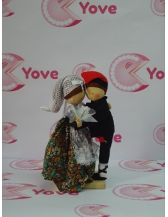 PAREJA NOVIOS CATALANES PEQ .Ref: 018 24CM