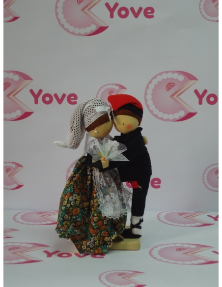 PAREJA NOVIOS CATALANES PEQ .Ref: 018 24CM