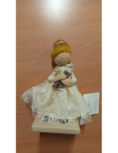 NIÑA COMUNION SENTADA REF 364