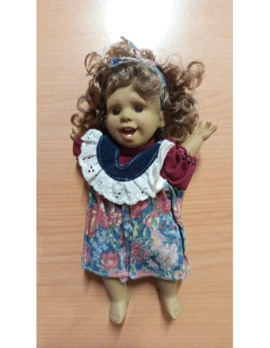 MUÑECA GESTOS SONRIENTE